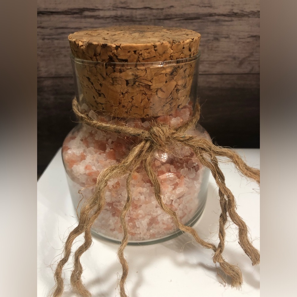 Jar Pink Himalayan Bath Salts